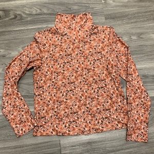 Soft long sleeve flower tee